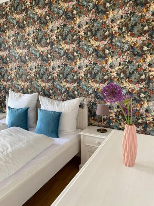 2-Zimmer Zentral In Ferdinandshof, Wlan Modern المظهر الخارجي الصورة