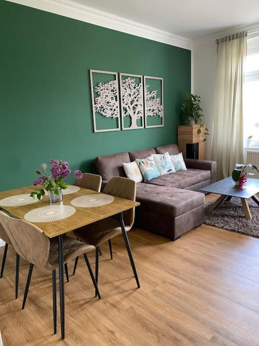 2-Zimmer Zentral In Ferdinandshof, Wlan Modern المظهر الخارجي الصورة